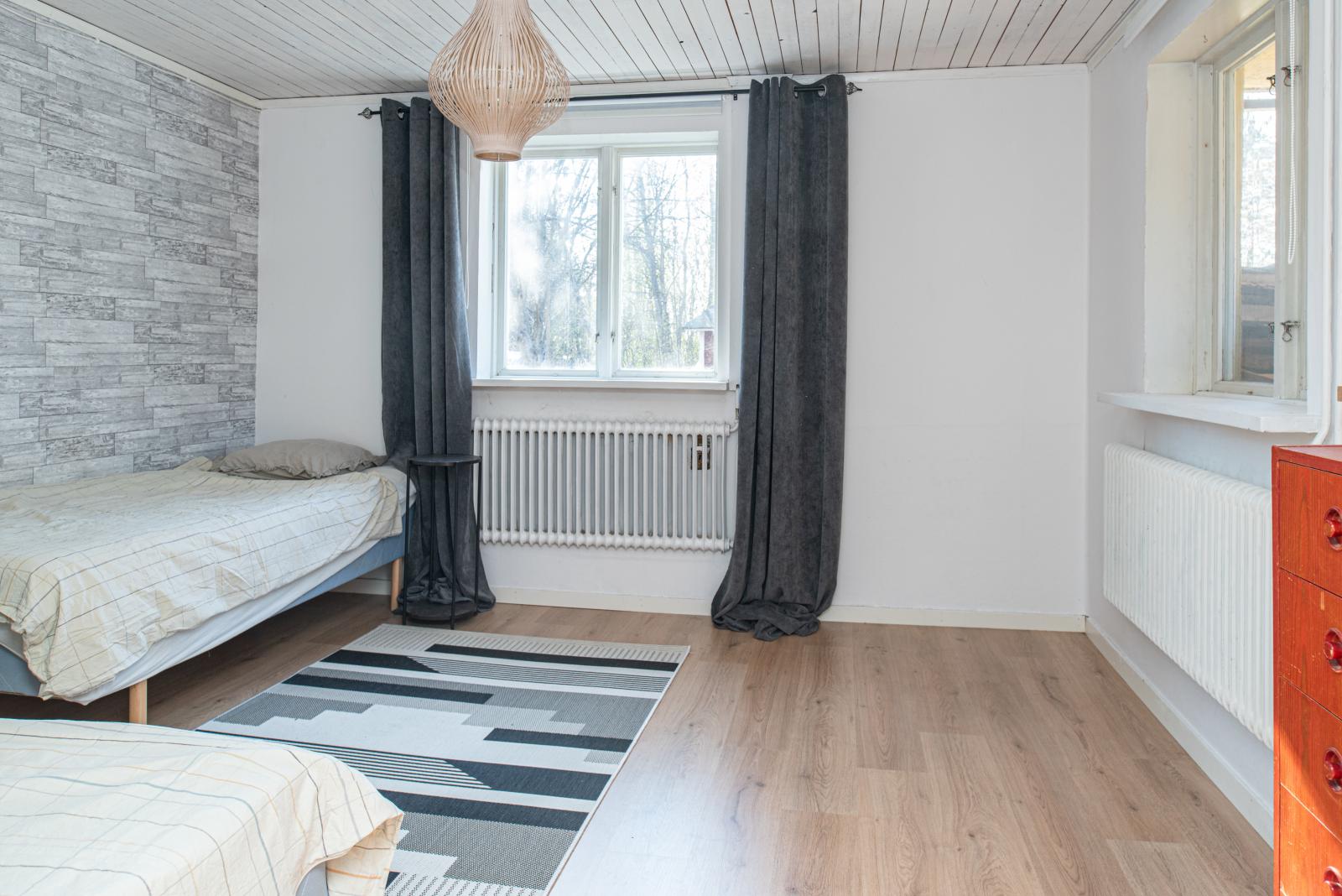 Sovrum/Gästrum i källaren