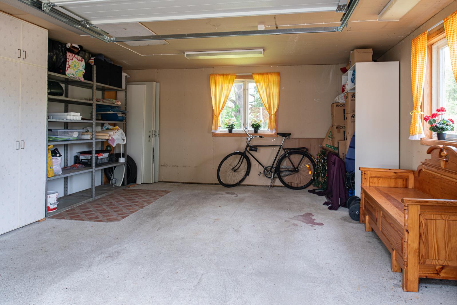 I garaget