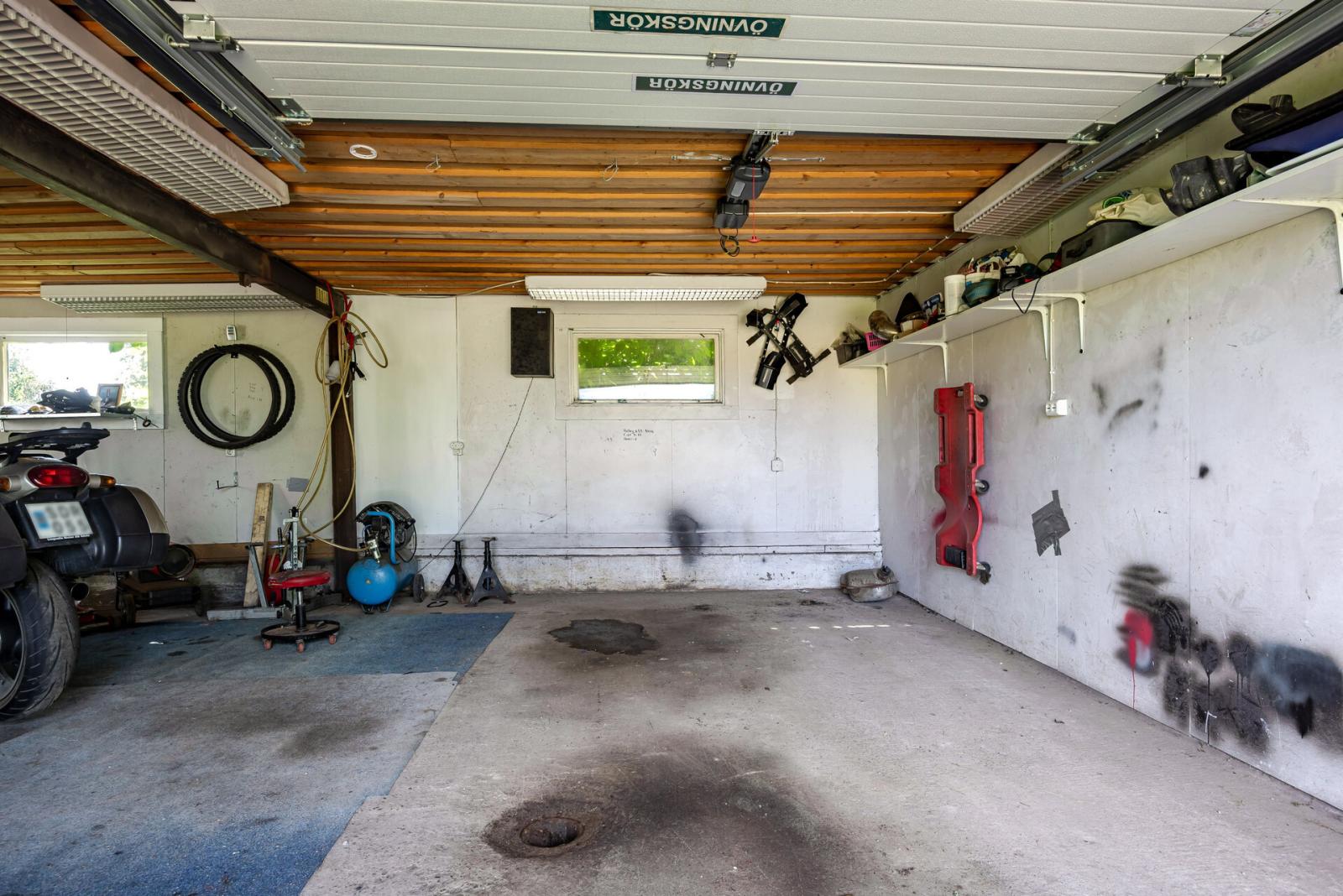 Garage