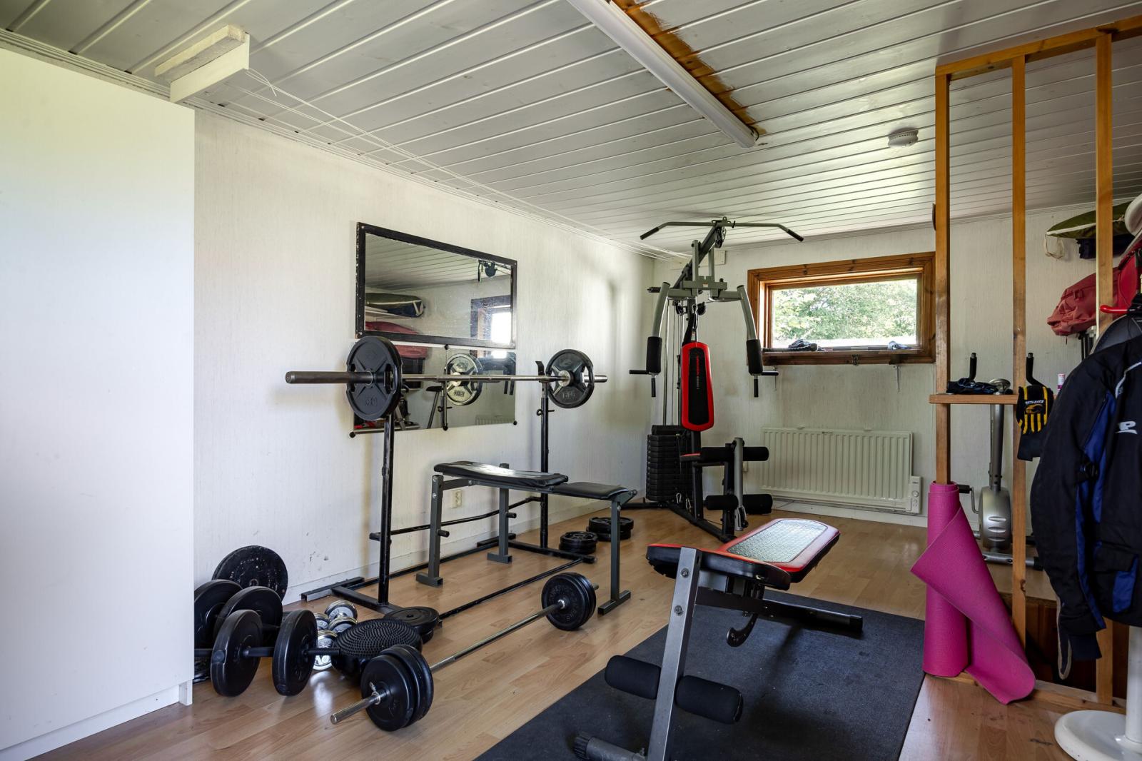 Gym i anslutning till garage