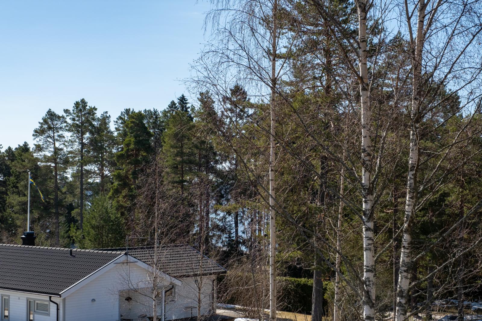 Utsikt från balkong övre plan 
