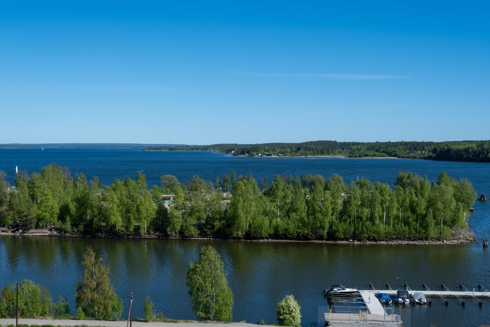 Utsikt över fjärden 
