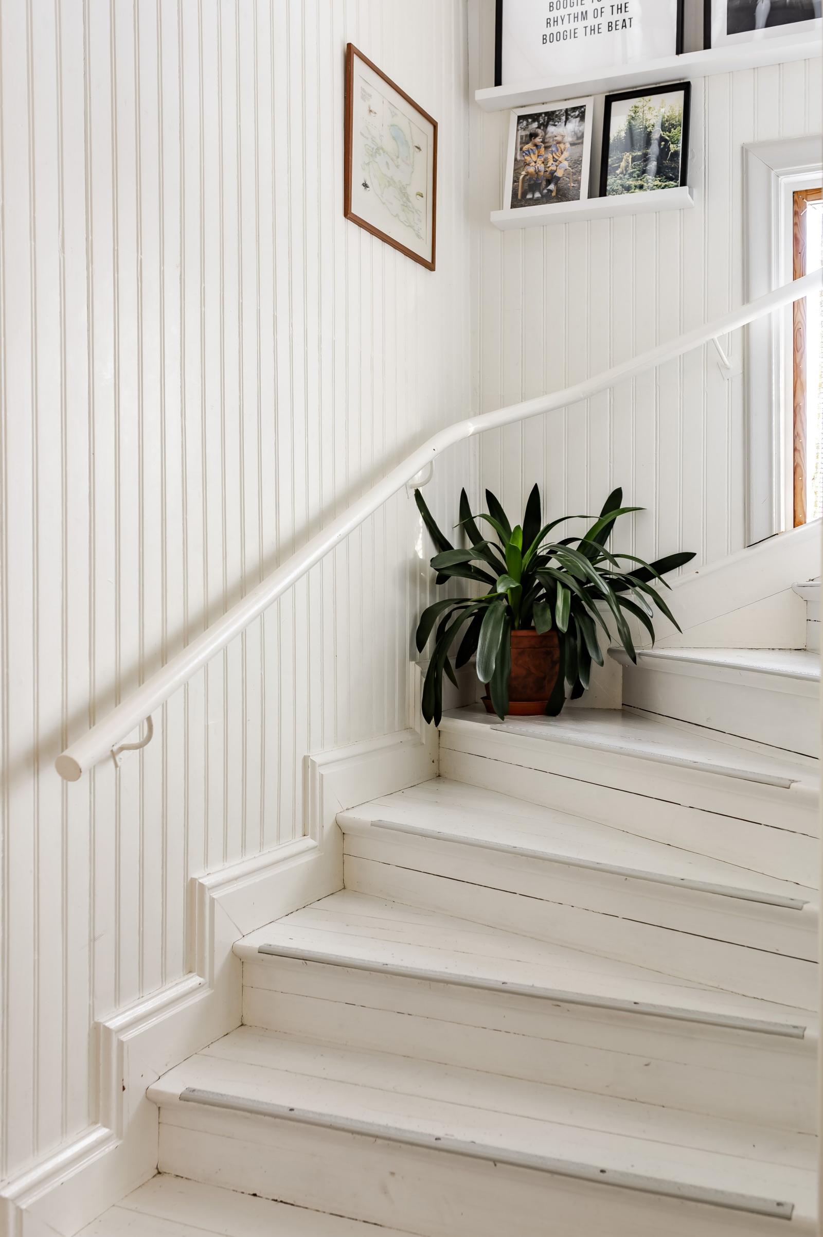 Trapp till övre plan