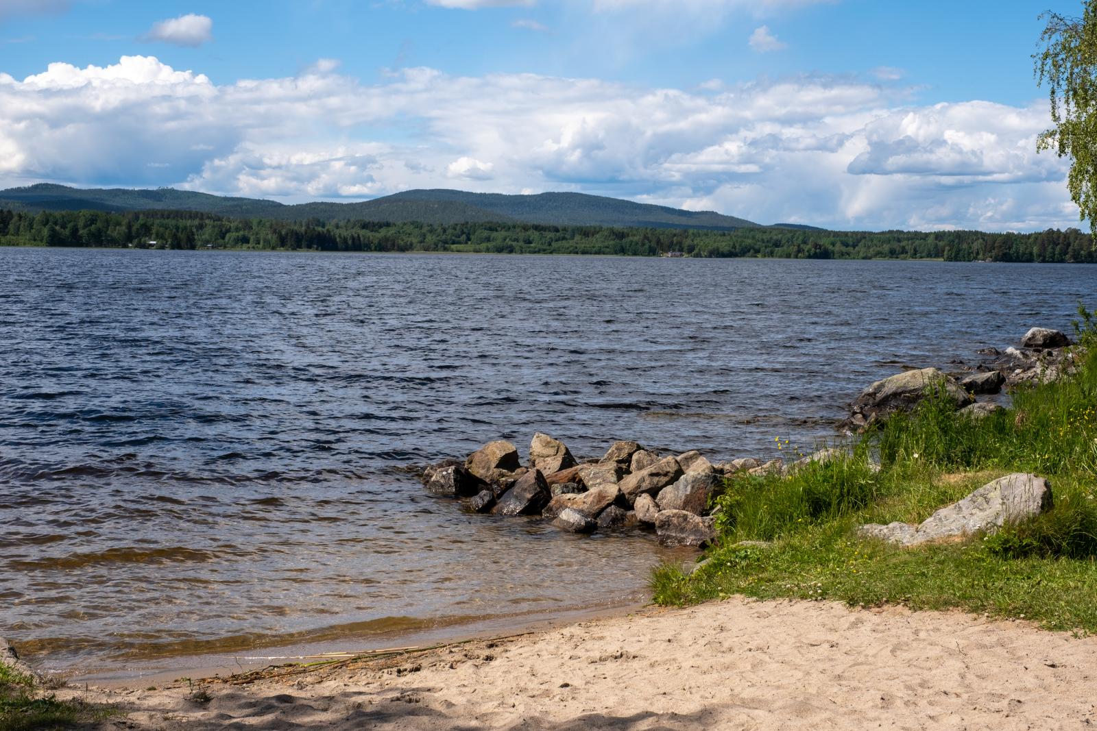 Stranden strax nedanför