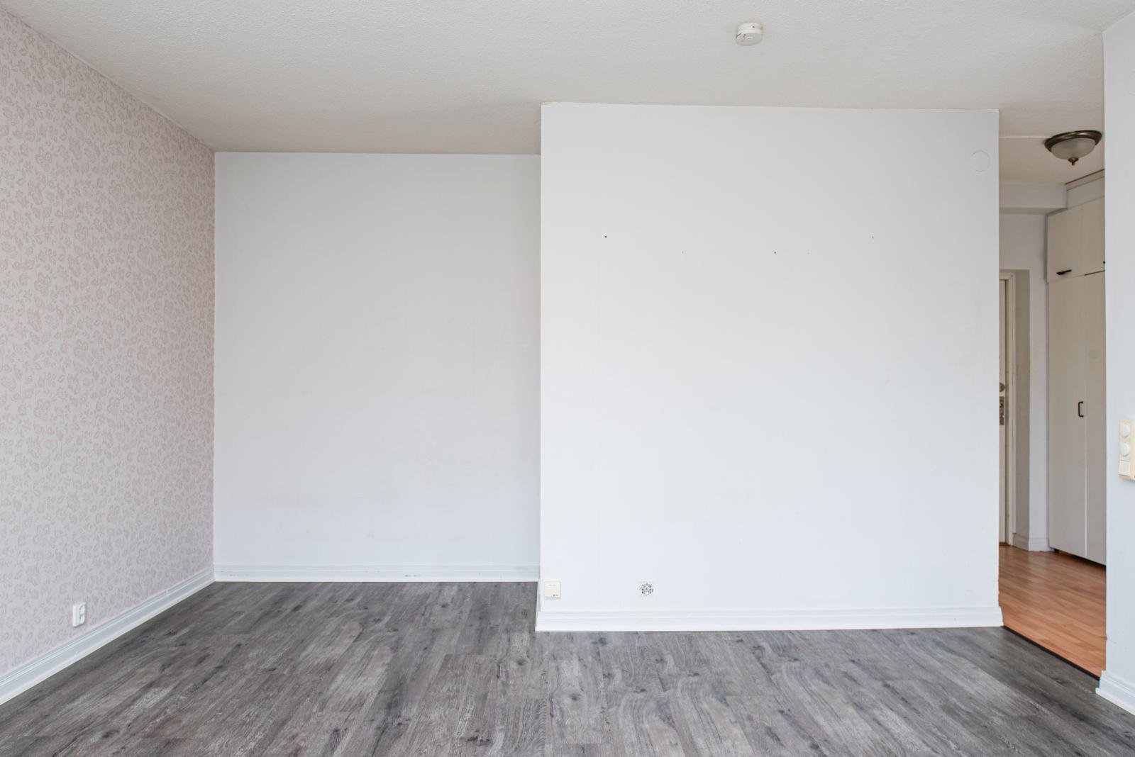 Vardagsrum med sovalkov