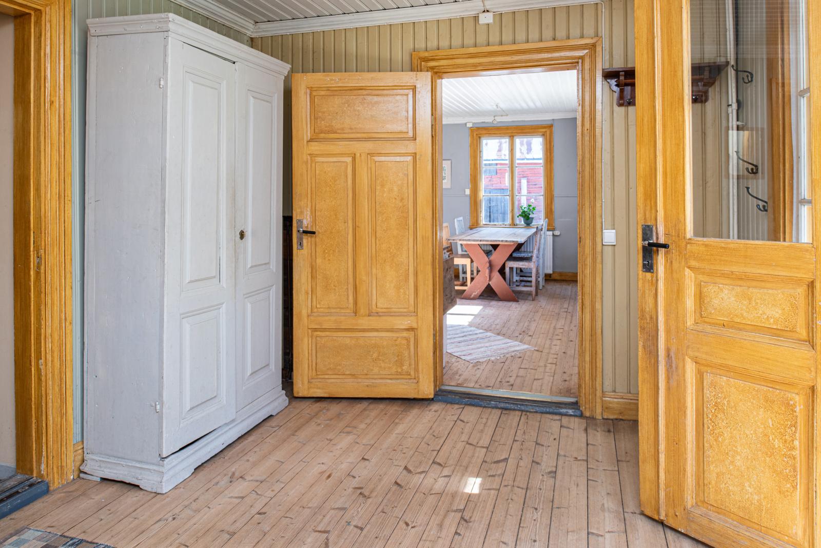 Hall