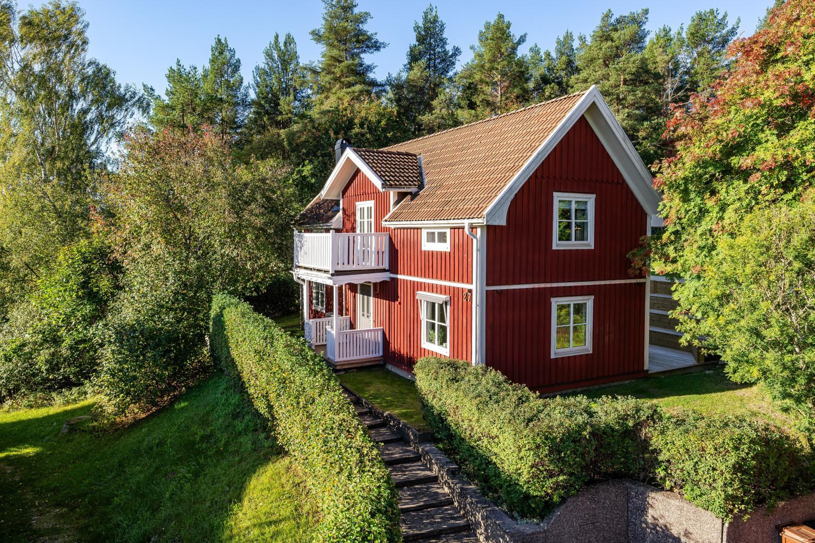 Laduvägen 27