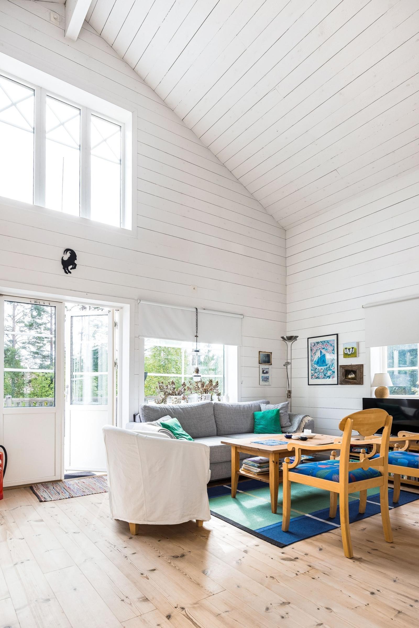 Välkommen till ett hus som flödar av ljus