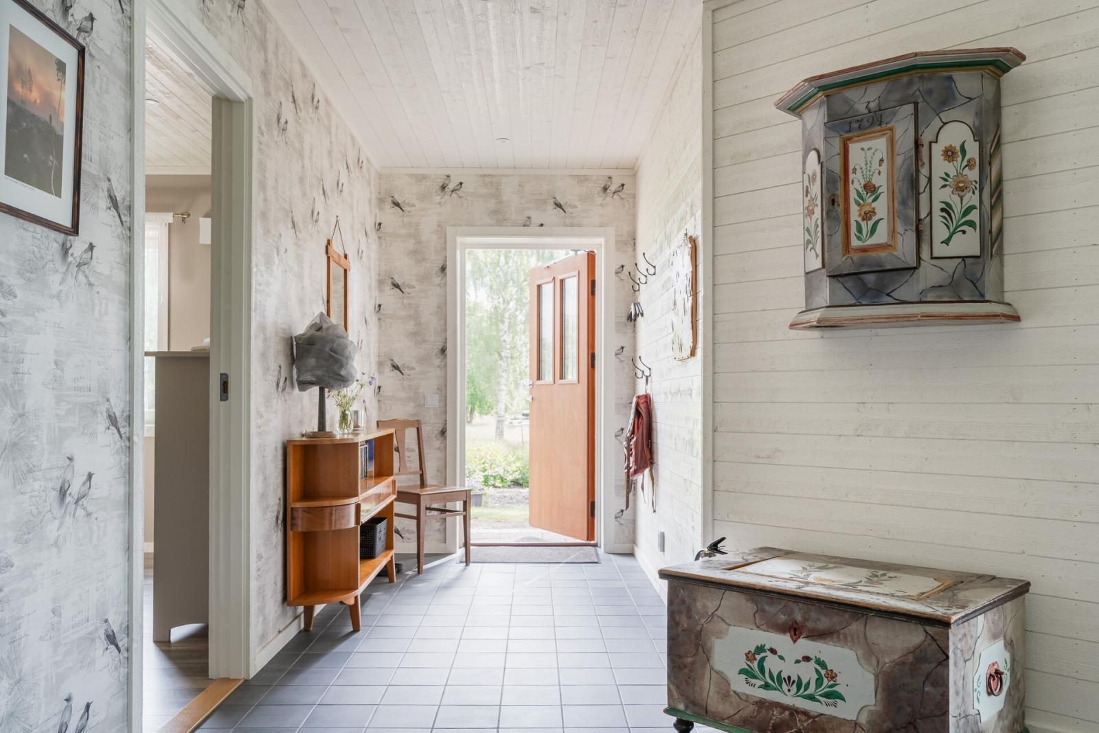 Hall