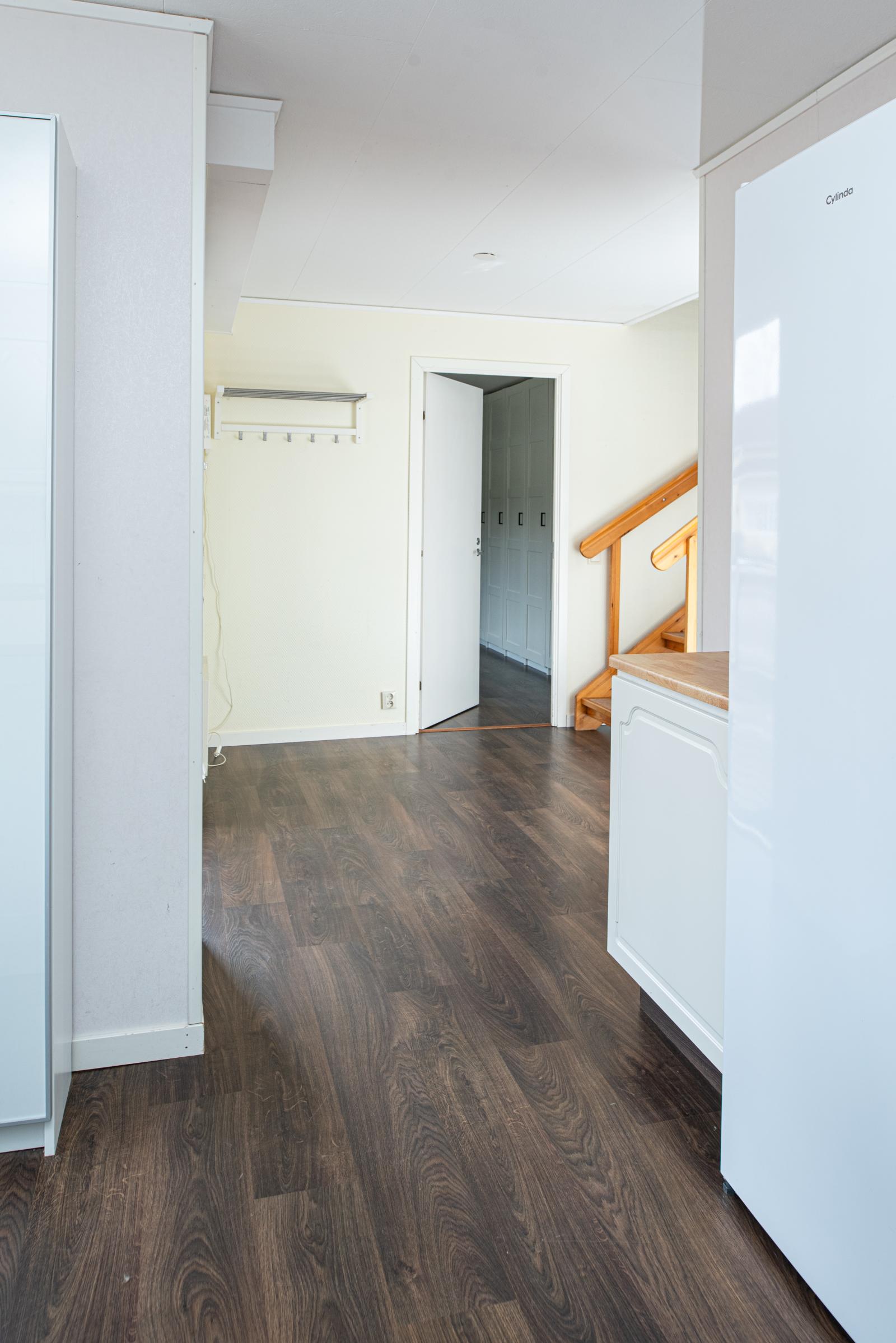 Hallen sett från köket