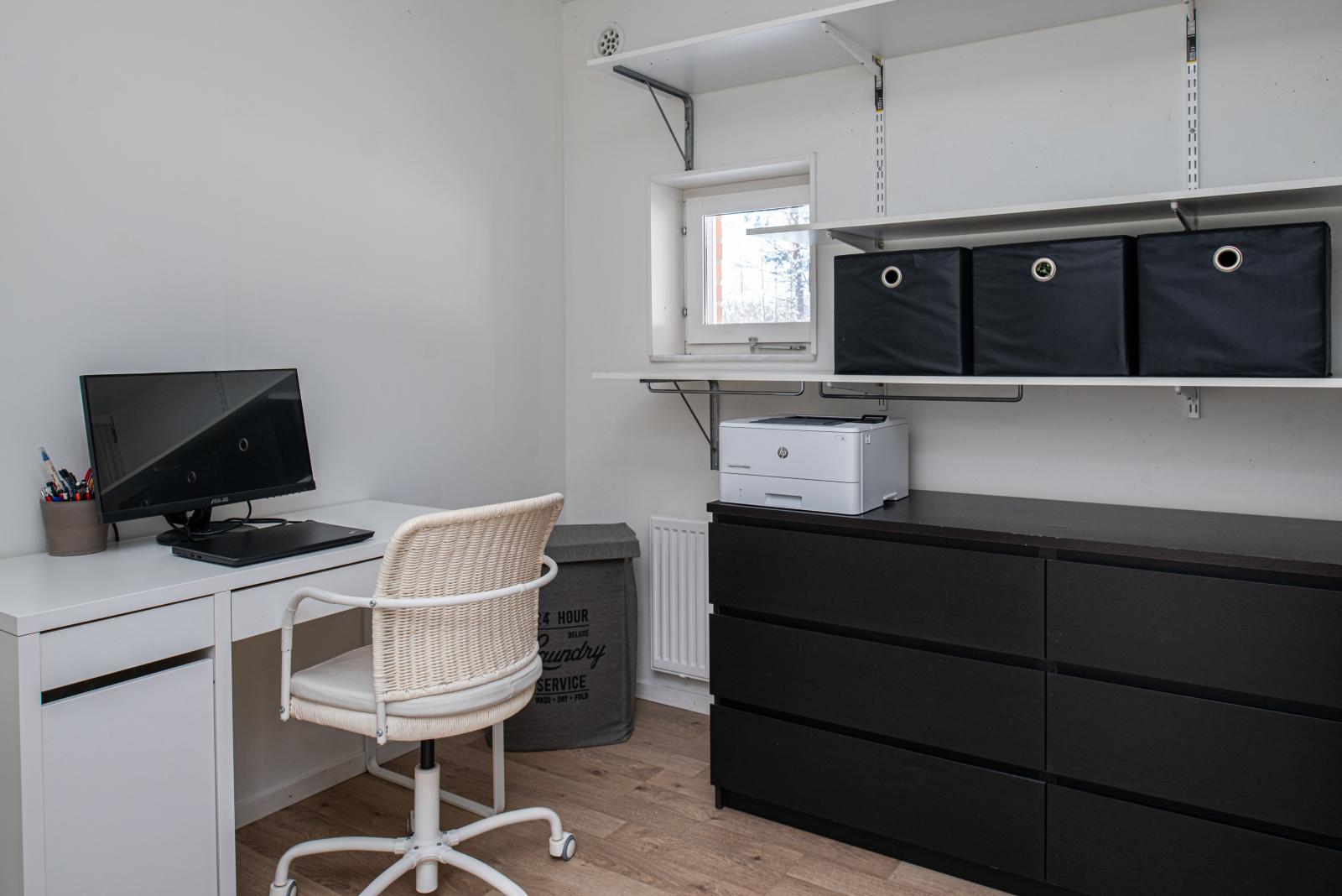 Kontor/förråd/gästrum