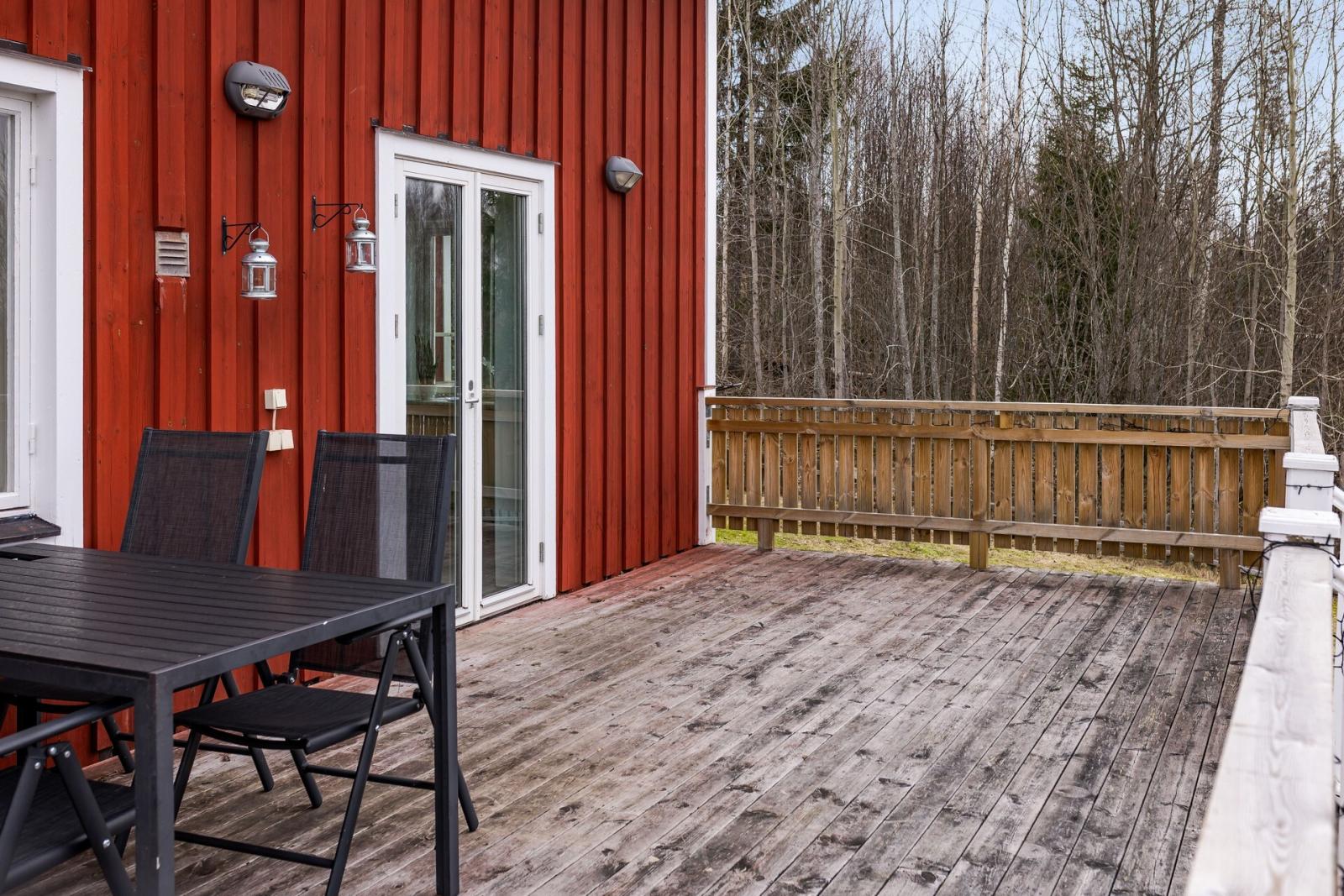 Altan med utsikt mot Ljusnandalen