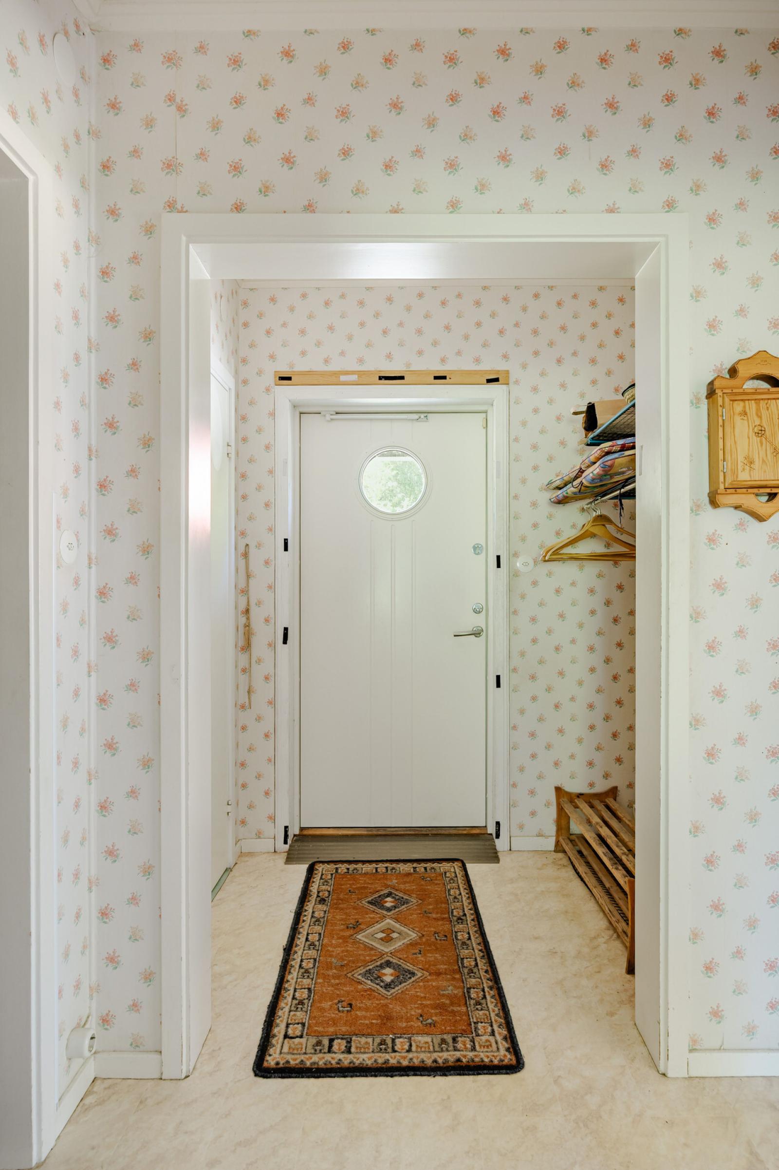 Hall  - bostadshus