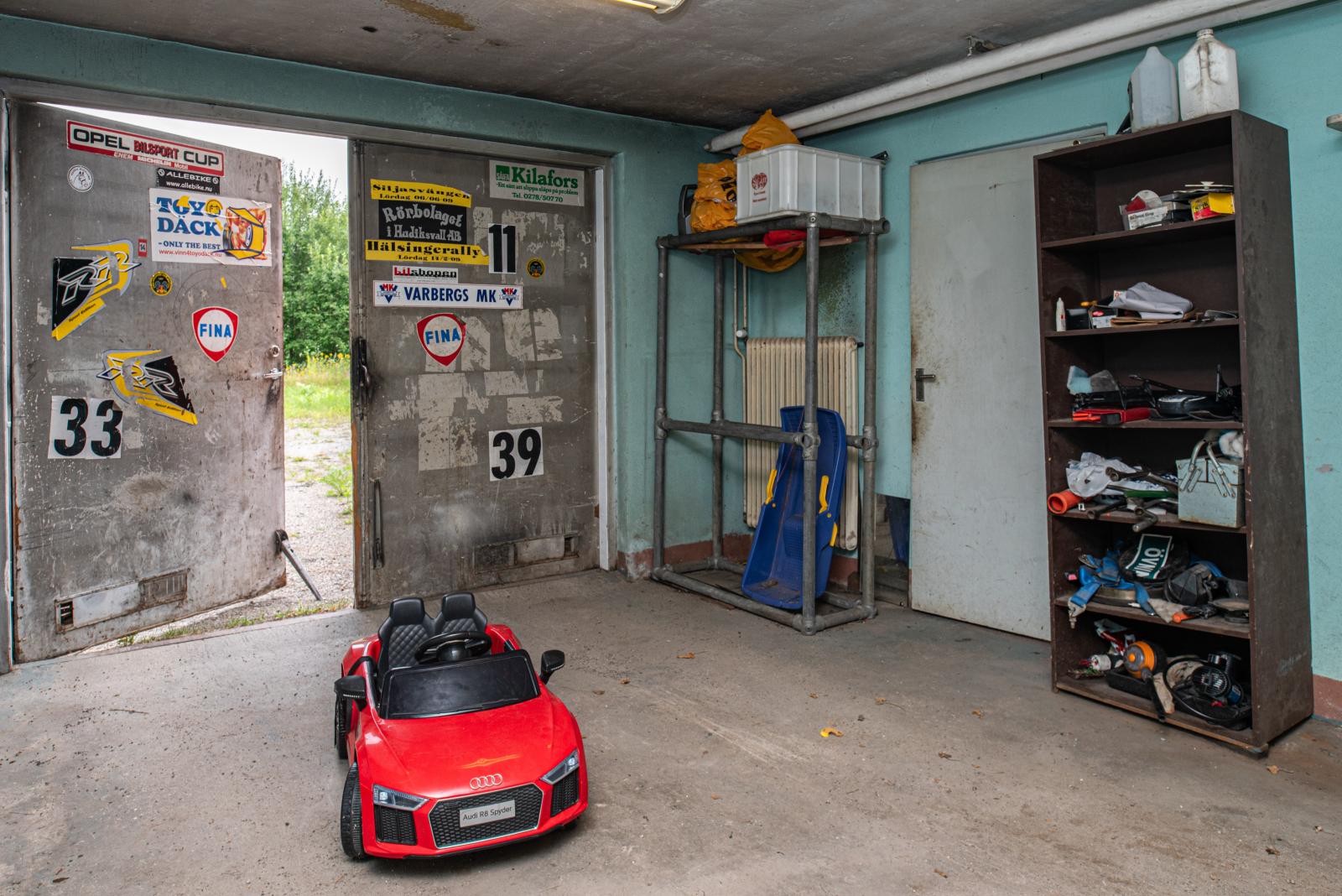 Garage