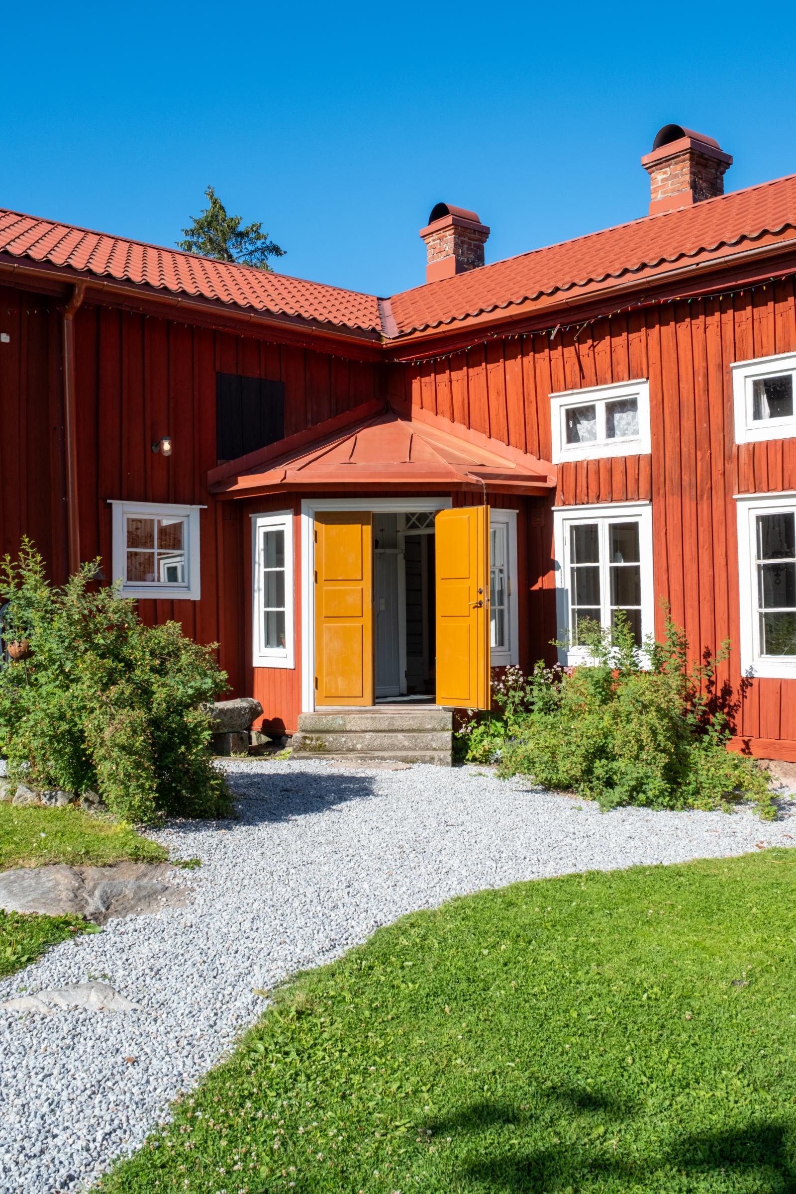 Exteriör entré 