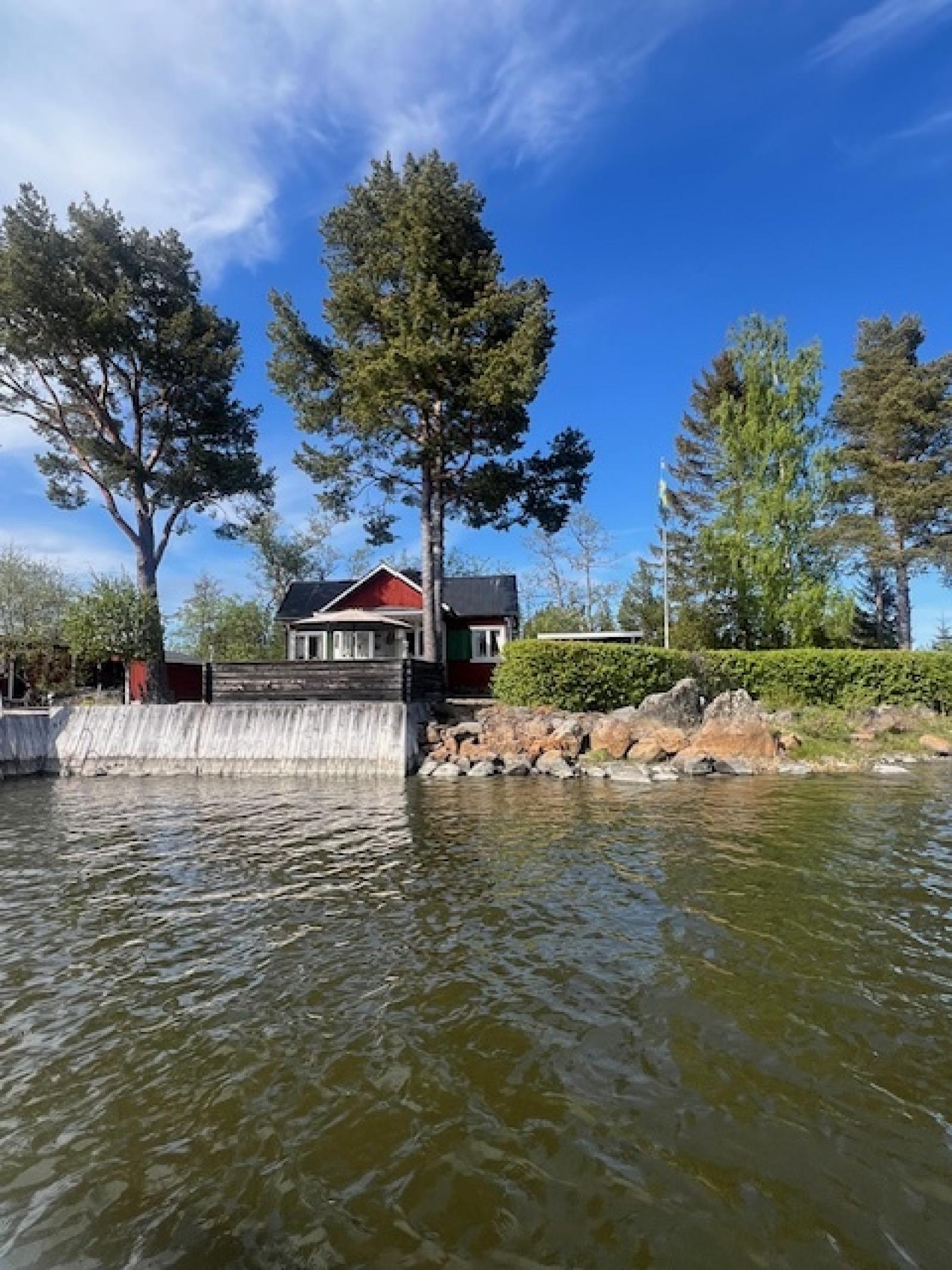 Mot ön