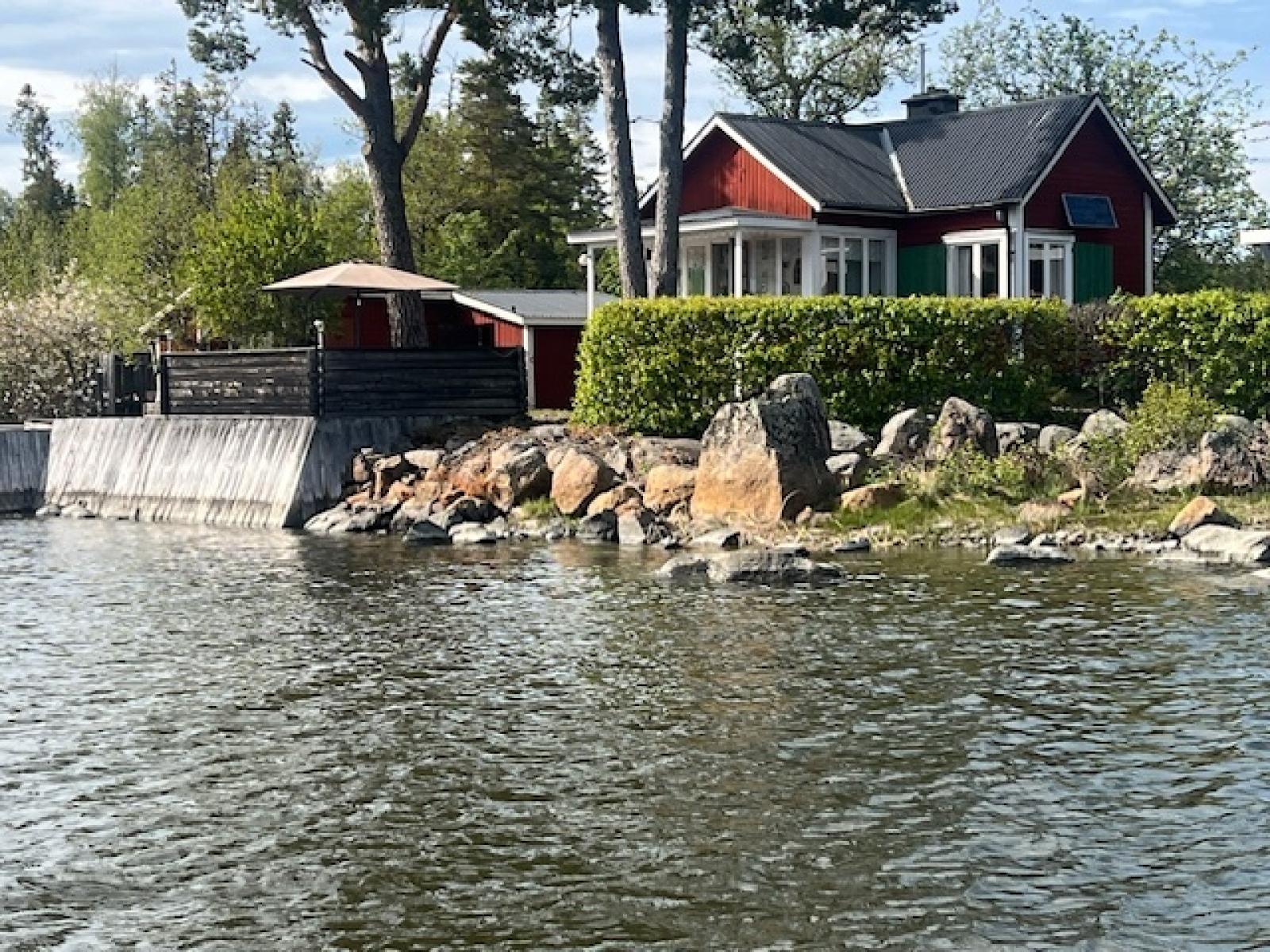Välkommen till Utterholmen, Björkskär