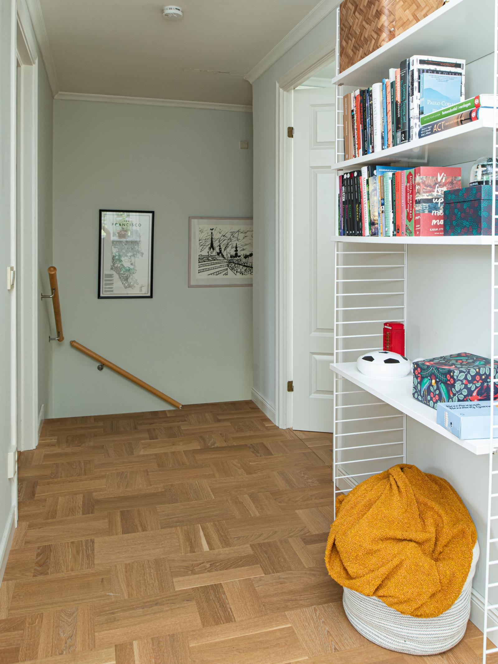 Hall övre plan