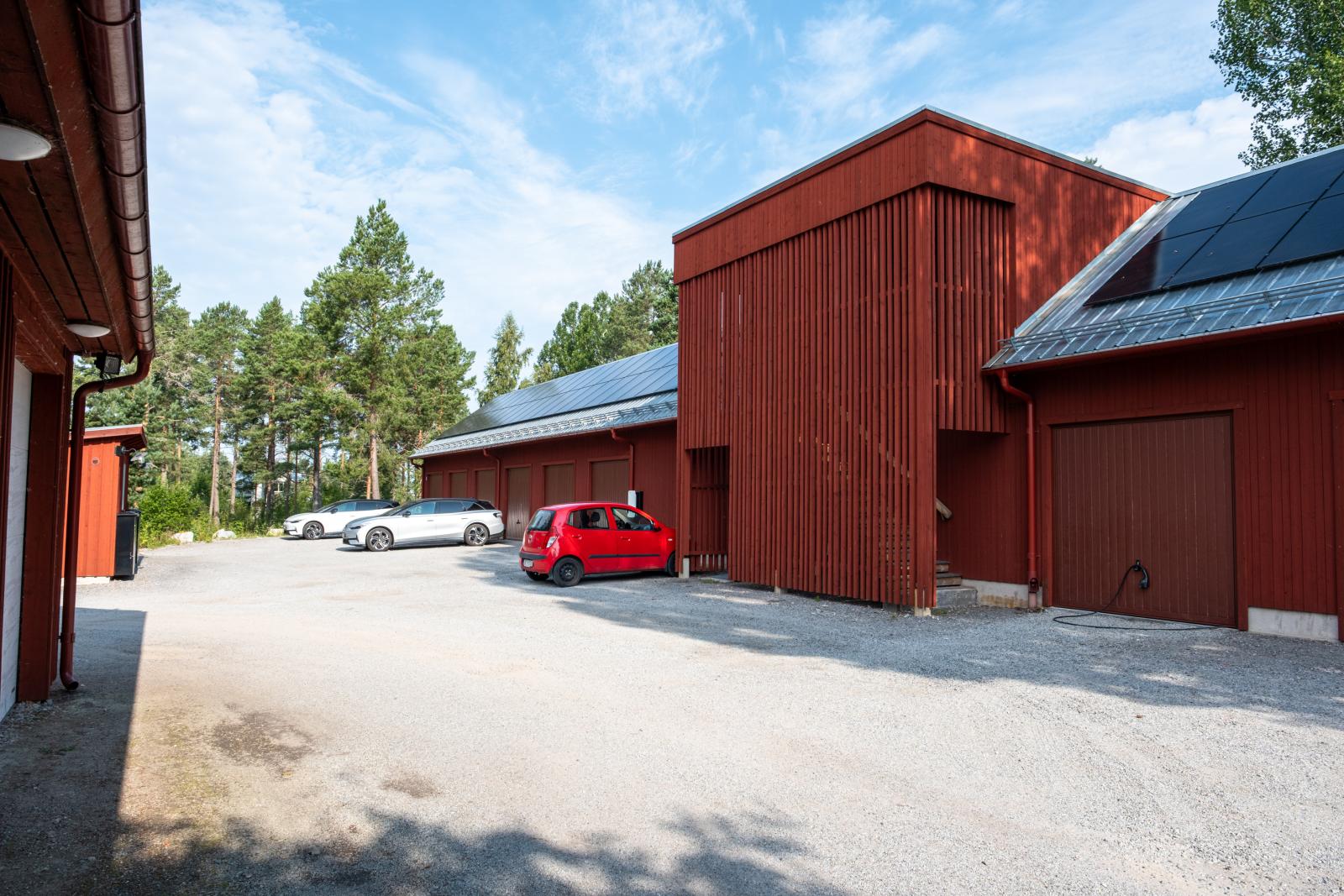 Exteriör  garage/förråd