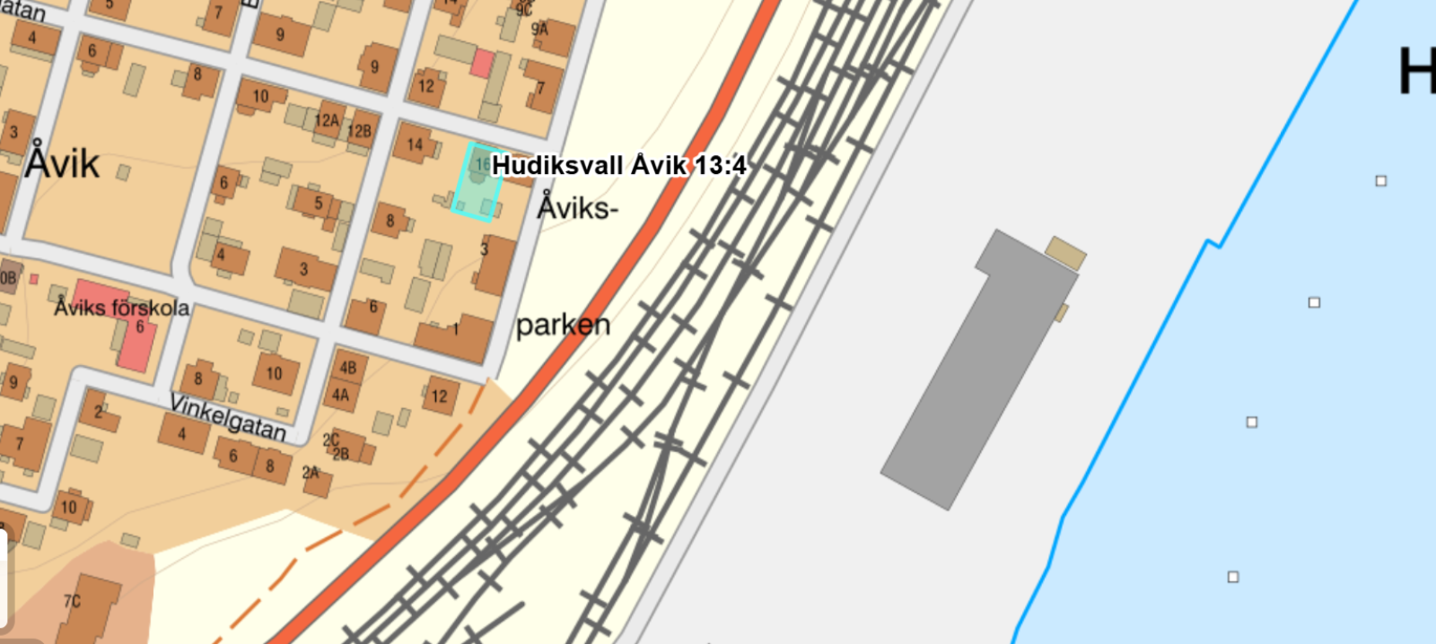 ÅVIK 13:4