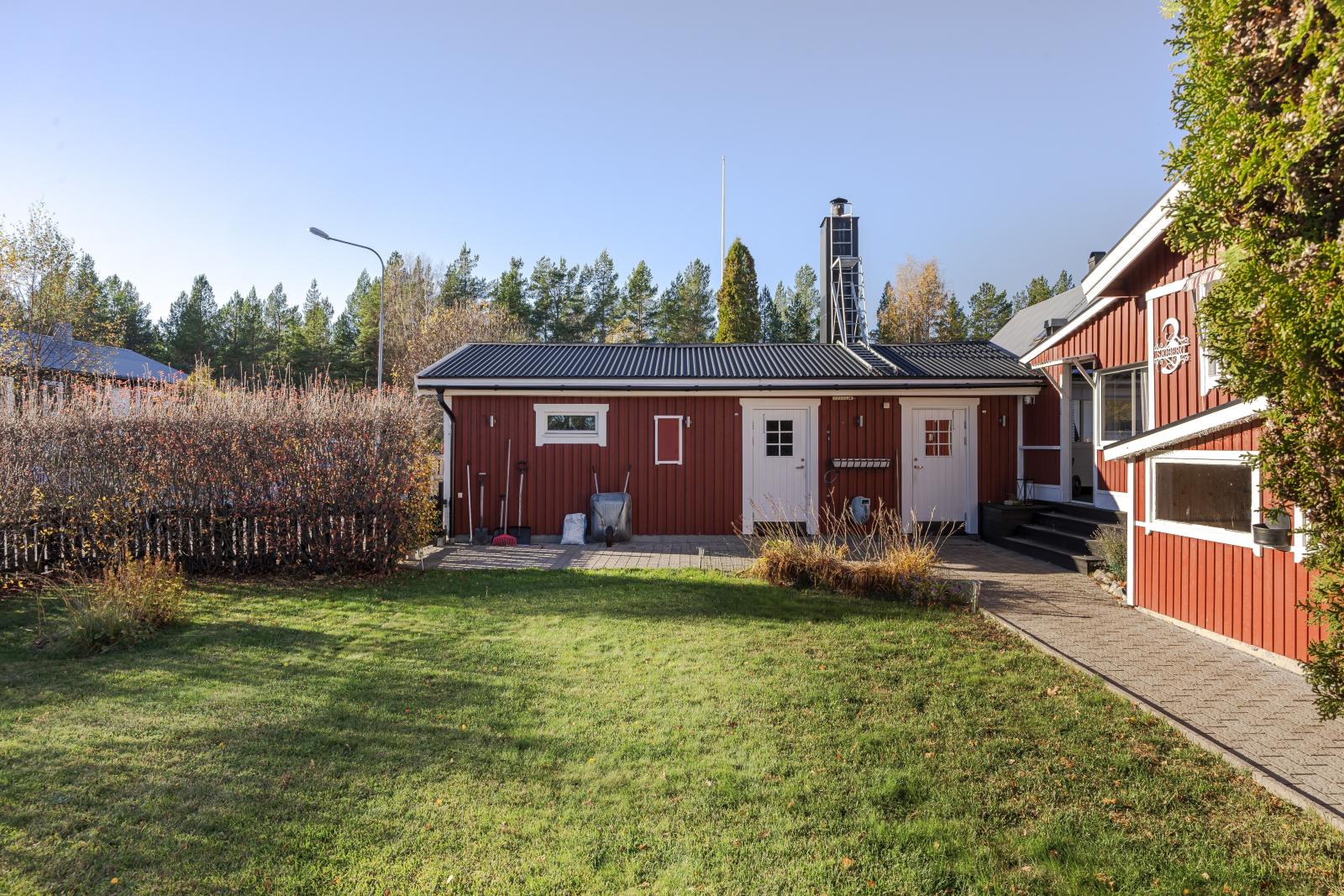 Tomt med garage 